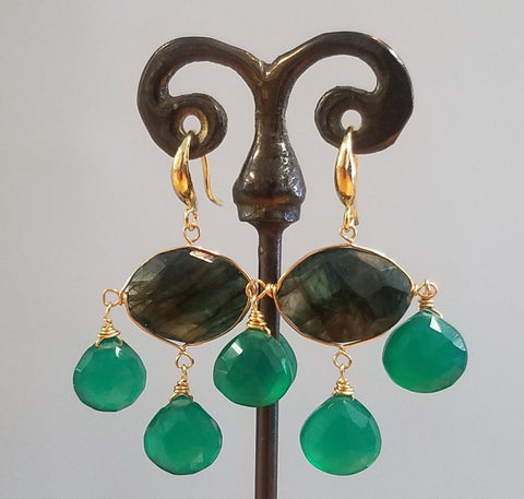 Royal earrings with Green Onyx