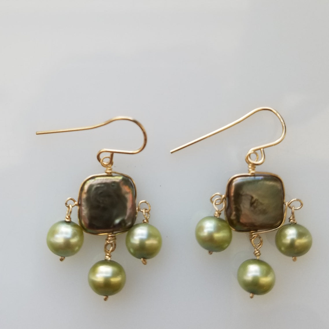 Bronze and green Pearls earrings