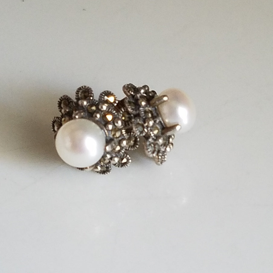 Markasite Pearl posts earrings