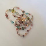 Cheerful string of gems necklace