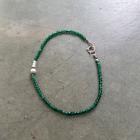Green Onyx and Pearls bracelet