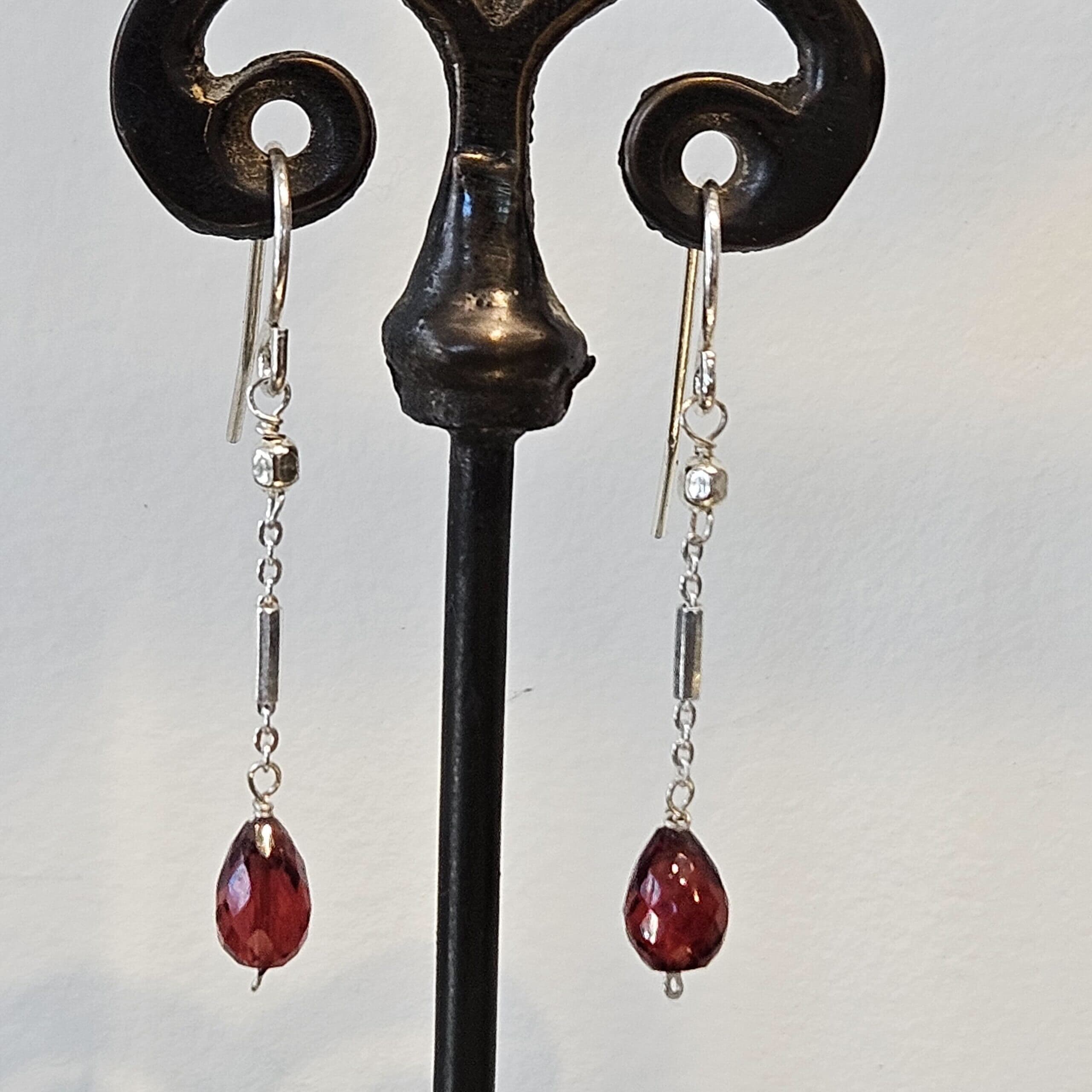 Garnet: The Stone of Spiritual Journeys