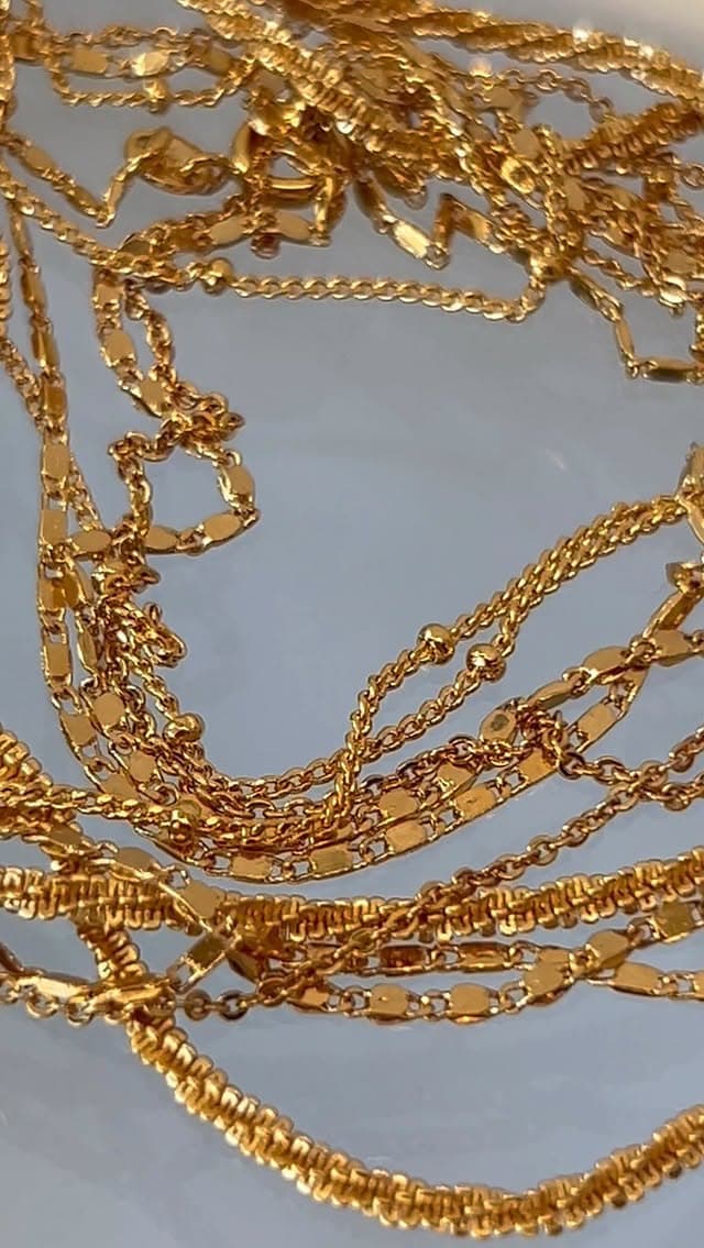 Gold symbolizes balance, warmth, and harmony. Let it bring light and positivity wherever you go.

#a