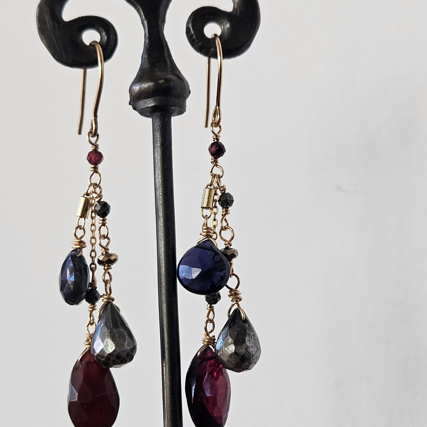 Garnet party earrings