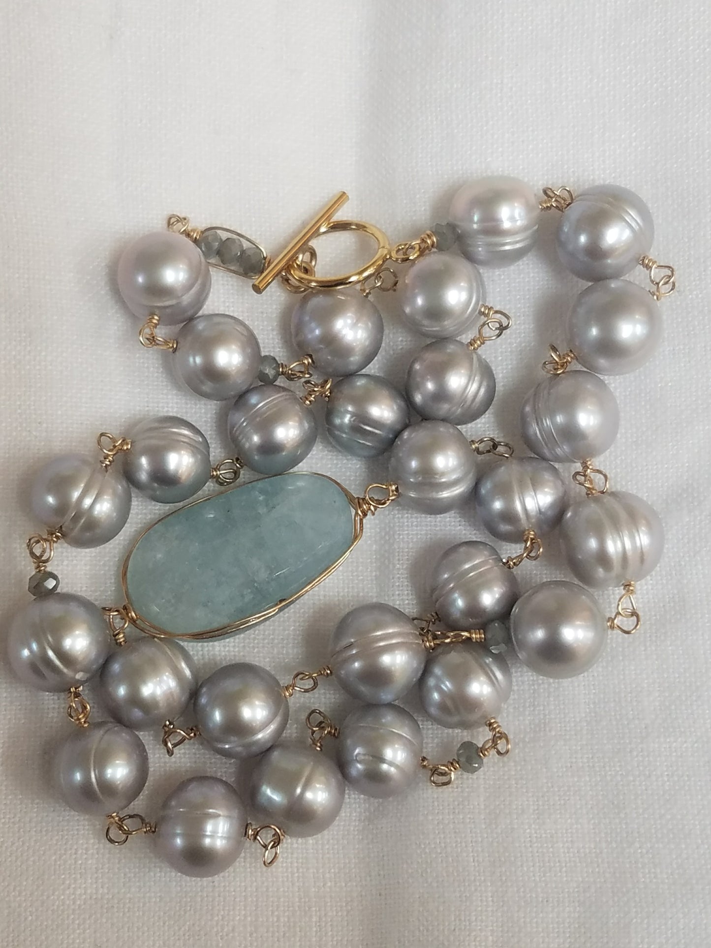 Aquamarine and Pearls necklace