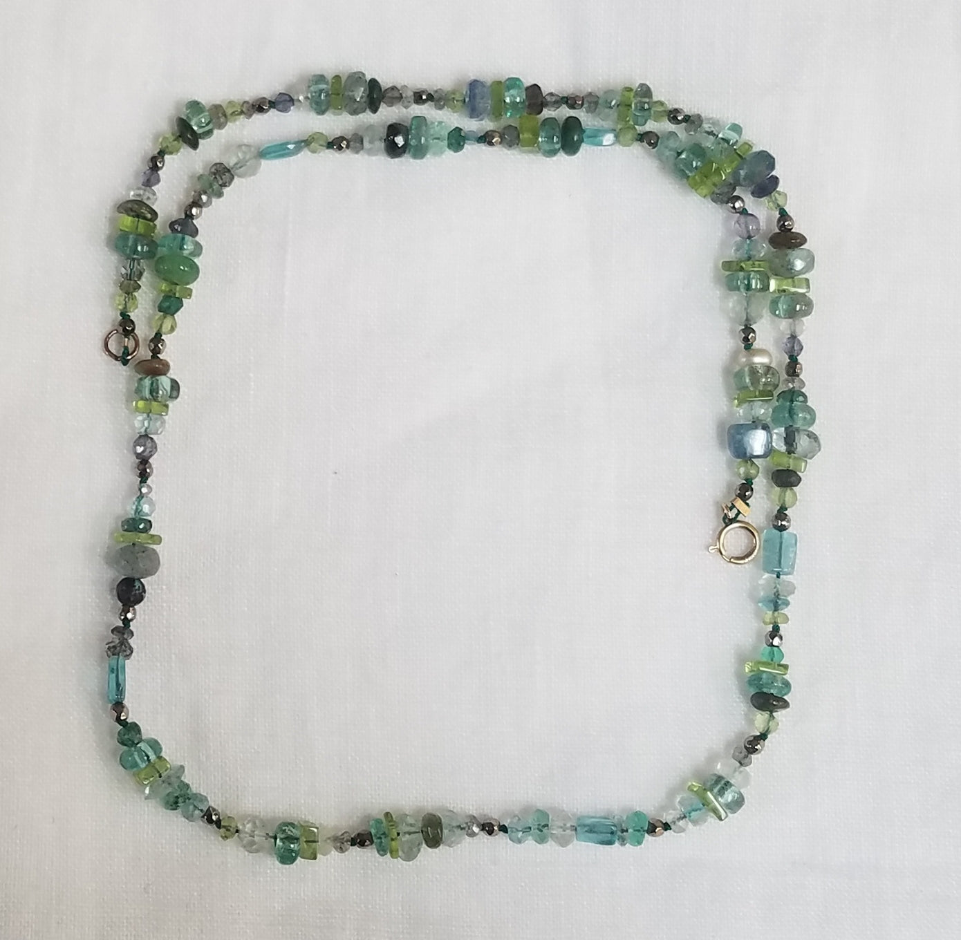 Blue and green gems necklace