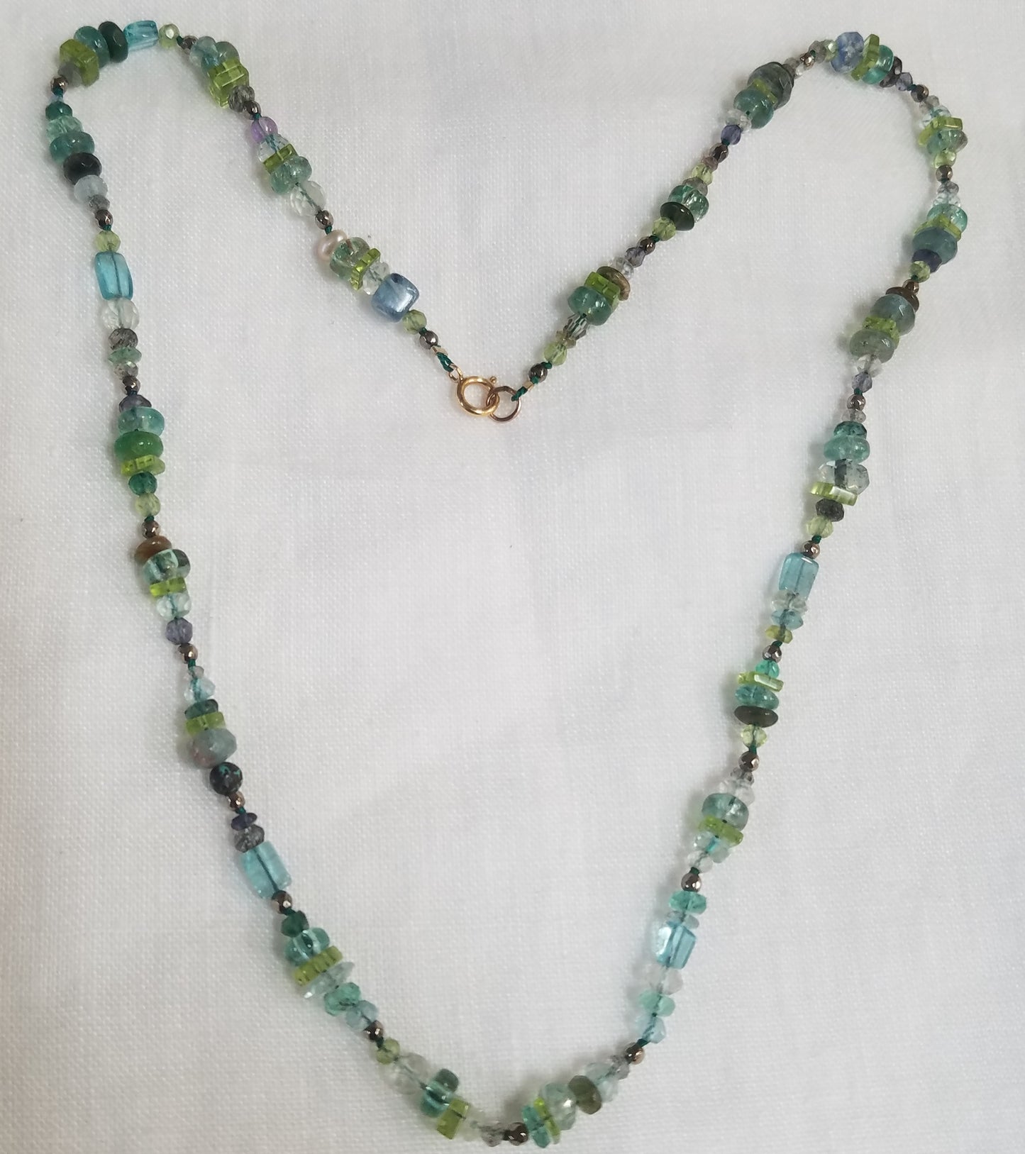 Blue and green gems necklace