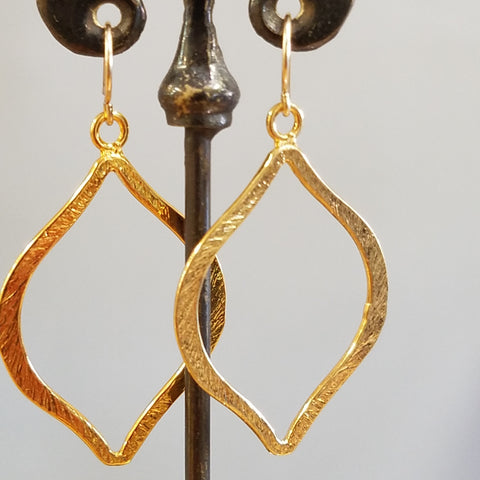 Gold Moorish motive earrings