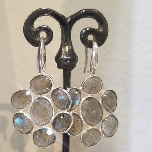 Flower earrings