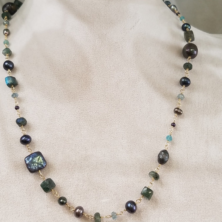 Green Labradorite and Pearl necklace – antiquajewelry