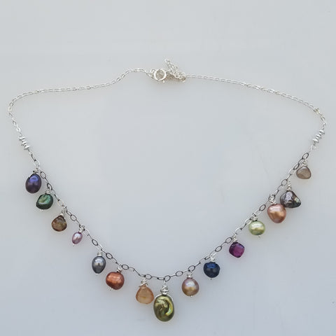 Silver and pearls neckalce