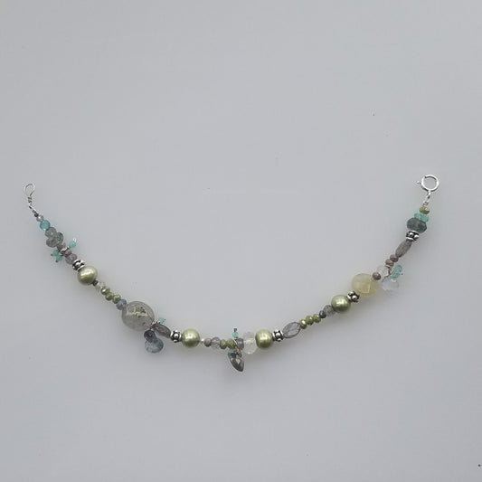 Summer green bracelet