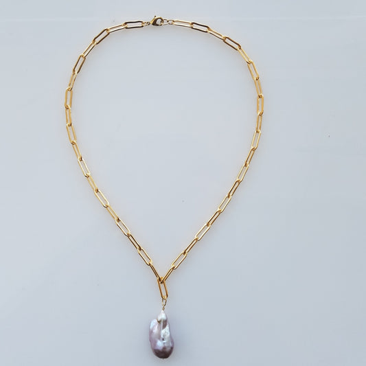 Baroque Pearl necklace