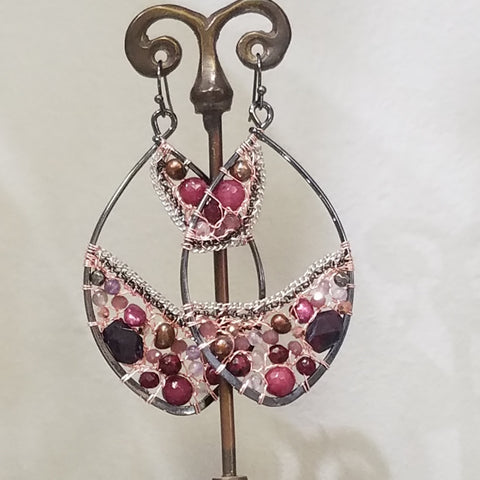 Wine and pearls earrings