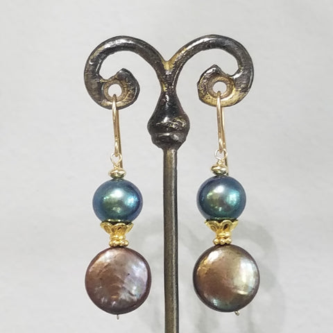 Crowned pearl earrings