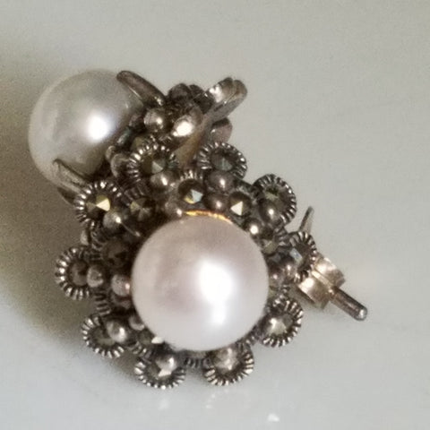 Markasite Pearl posts earrings
