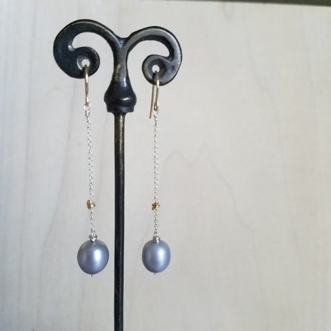 Silver pearls earrings